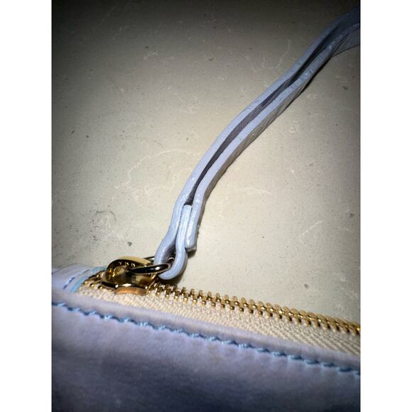 Blumarine purple clutch leather Italian leather‎ purse - Picture 13 of 13